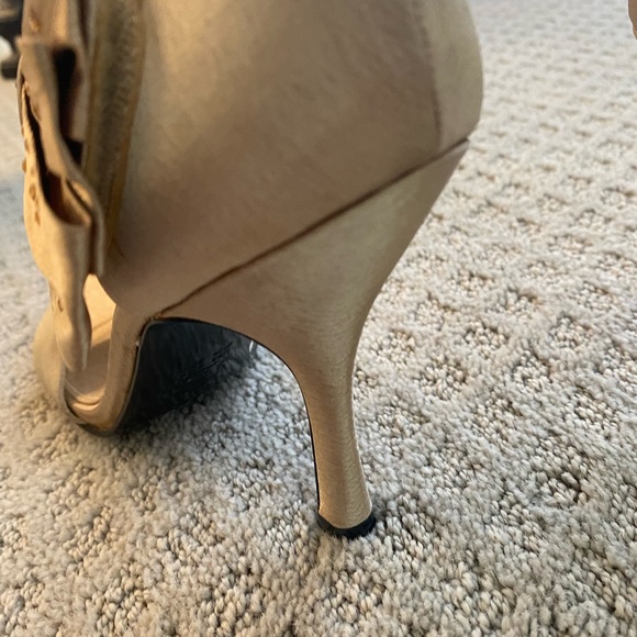 Shoes - Picture 7 of 12